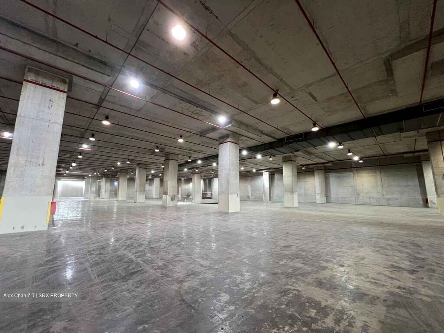 Jalan Buroh (D22), Warehouse #595633701